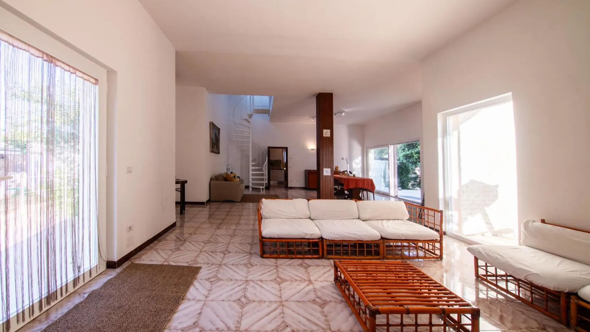 Villa Eucalipti Sul Mare Bari Italy
